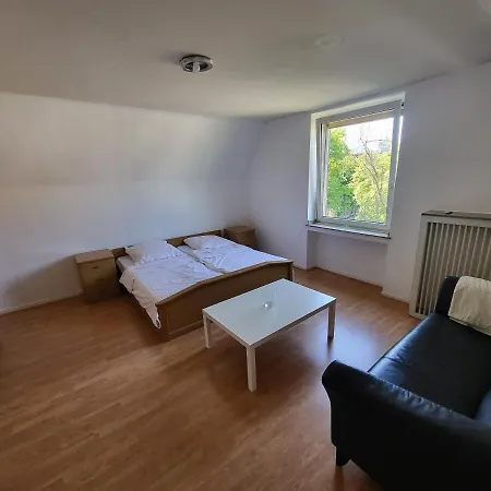 Vyn Apt 1. Mit Dachterrasse + Stellplatz