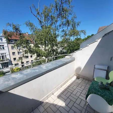 Vyn Apt 1. Mit Dachterrasse + Stellplatz דירה